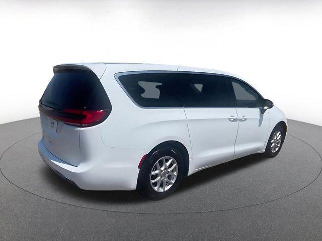 used 2023 Chrysler Pacifica car, priced at $21,015