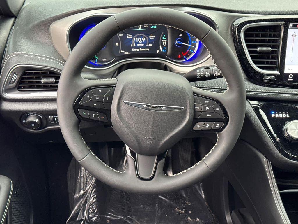 new 2023 Chrysler Pacifica Hybrid car, priced at $63,499