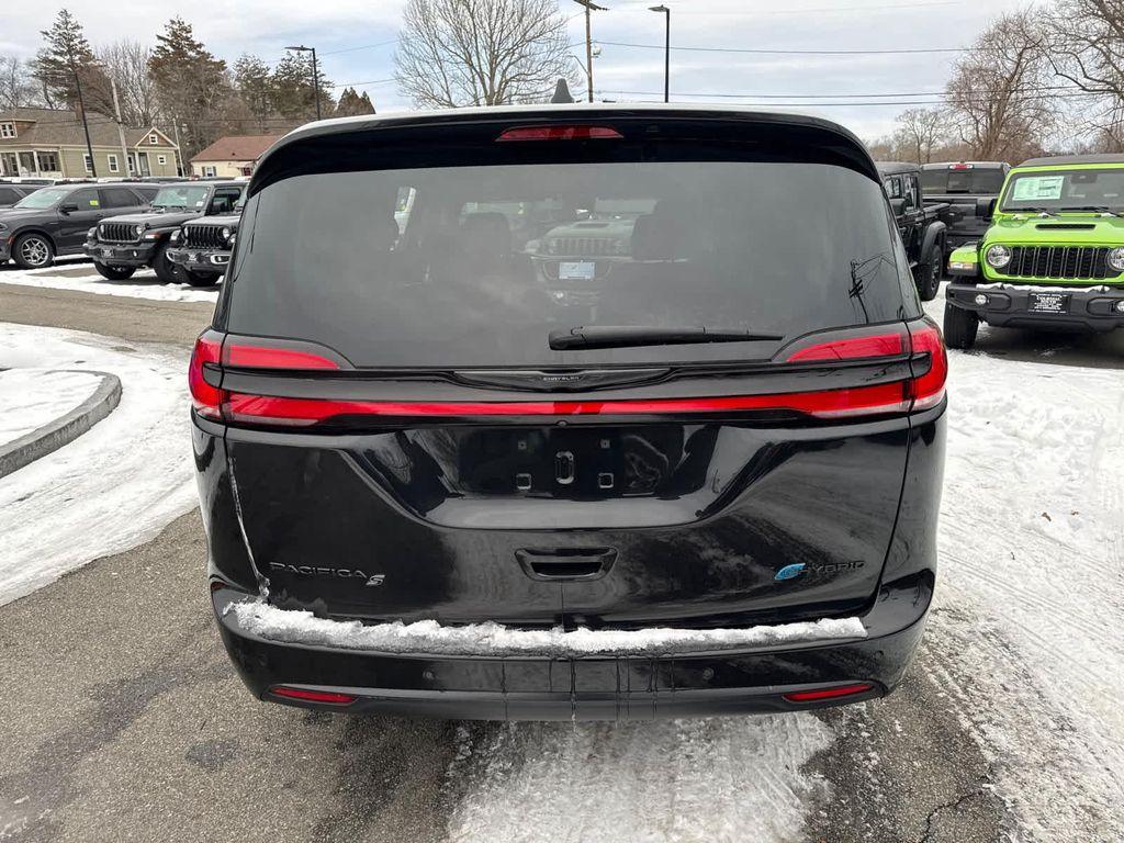 new 2023 Chrysler Pacifica Hybrid car, priced at $63,499