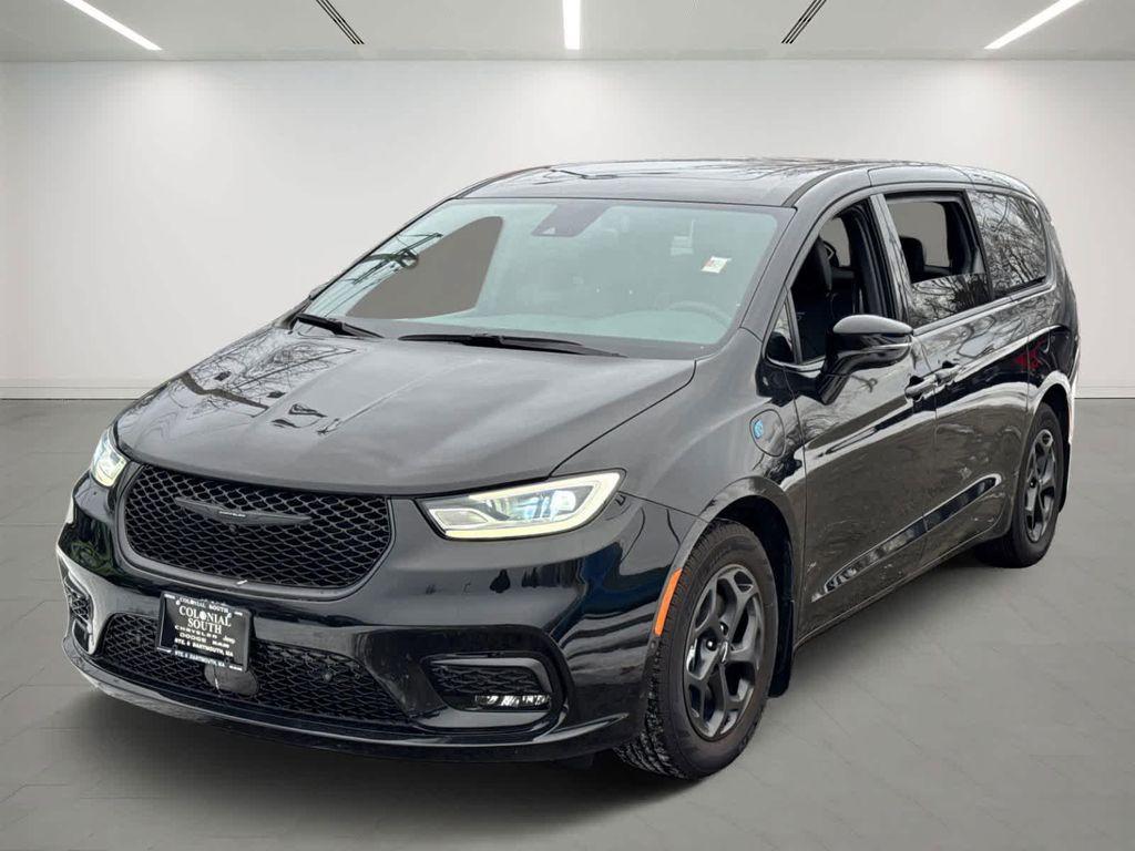 new 2023 Chrysler Pacifica Hybrid car, priced at $63,499