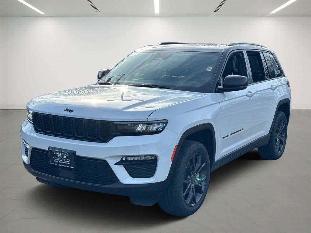 new 2025 Jeep Grand Cherokee car, priced at $48,701