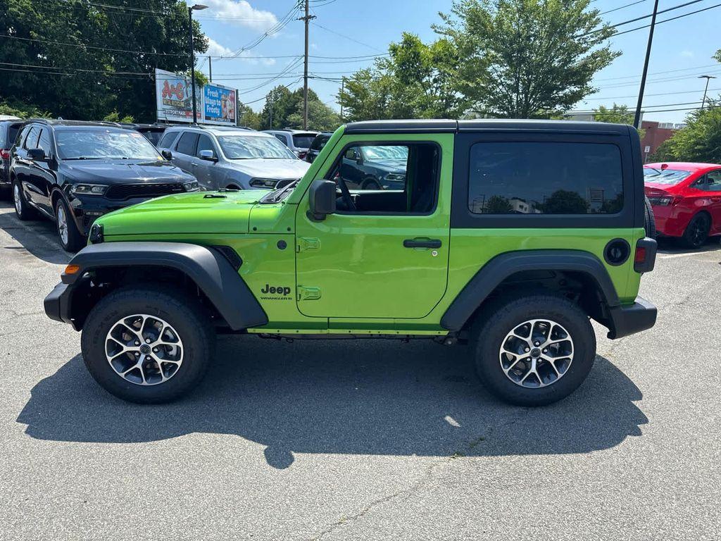 new 2025 Jeep Wrangler car, priced at $39,689