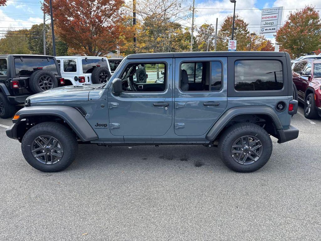 new 2026 Jeep Wrangler car, priced at $42,946
