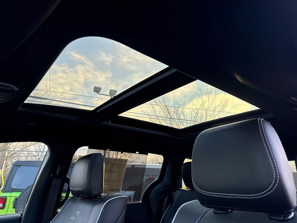 new 2023 Chrysler Pacifica Hybrid car, priced at $63,499