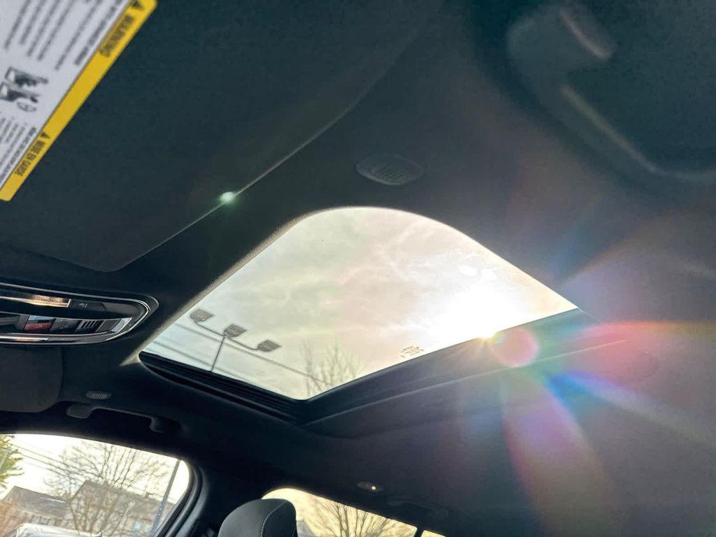 new 2025 Jeep Grand Cherokee car, priced at $36,499