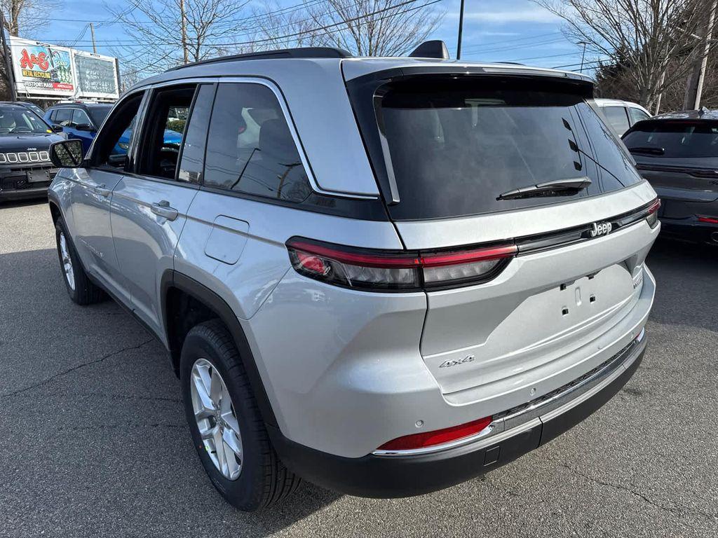 new 2025 Jeep Grand Cherokee car, priced at $36,499