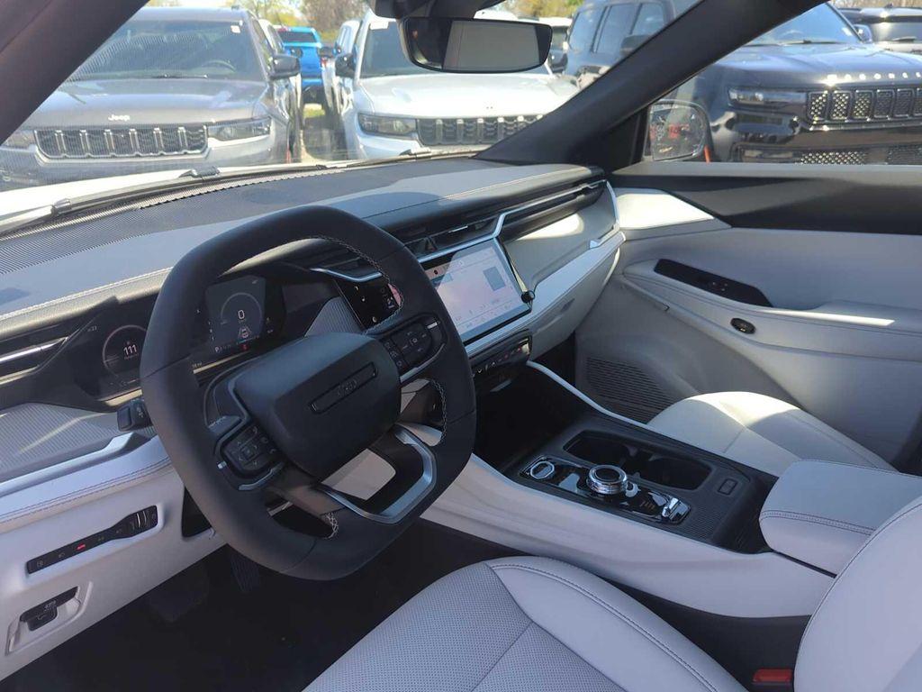new 2026 Jeep Cherokee car, priced at $40,094