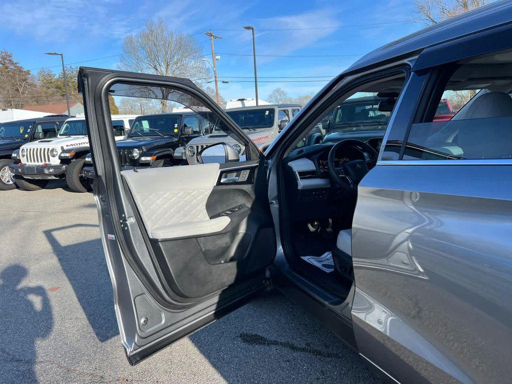 used 2023 Mitsubishi Outlander PHEV car, priced at $28,300