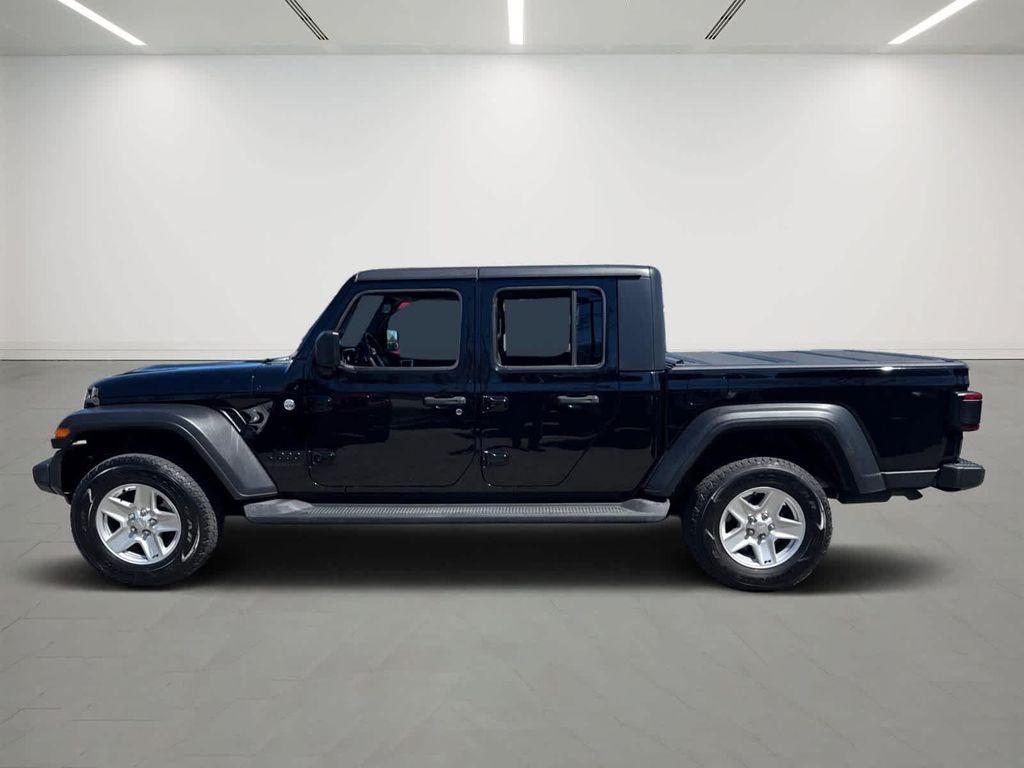 used 2020 Jeep Gladiator car, priced at $27,098