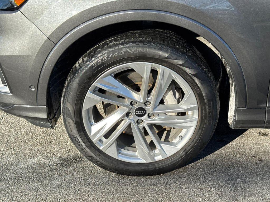 used 2022 Audi Q7 car, priced at $34,900
