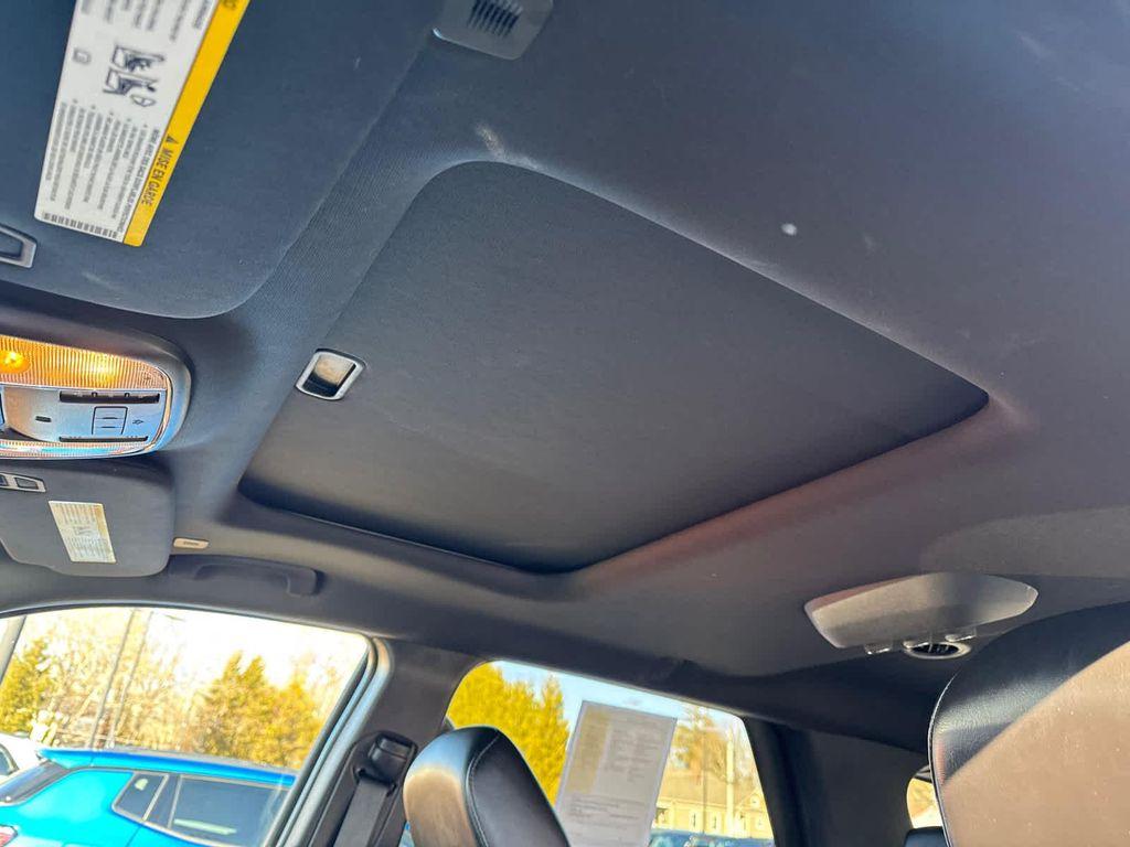 used 2024 Dodge Durango car, priced at $35,400