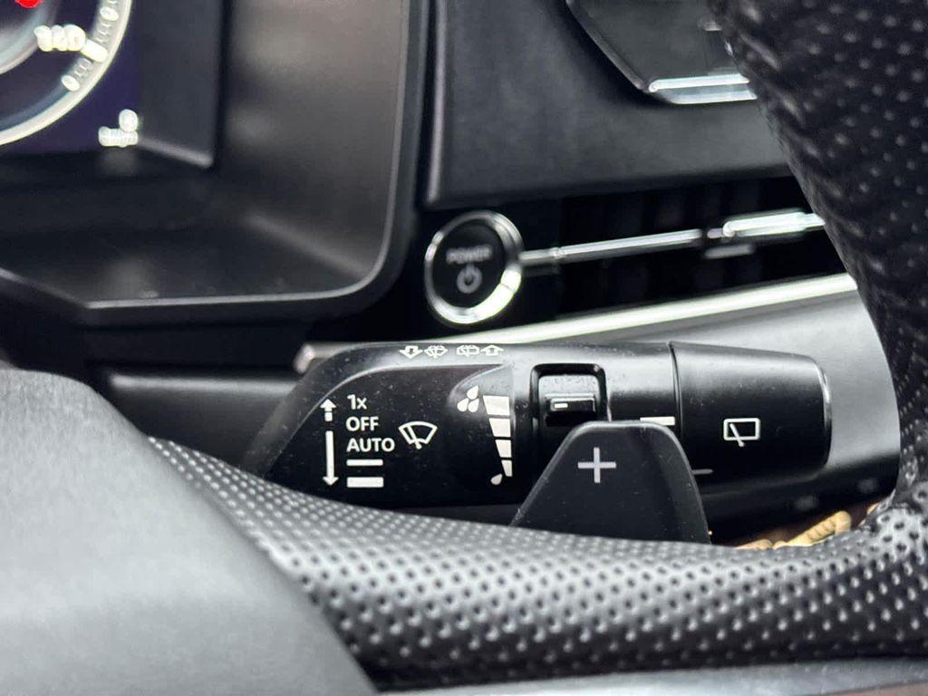 used 2024 Mitsubishi Outlander PHEV car, priced at $28,400