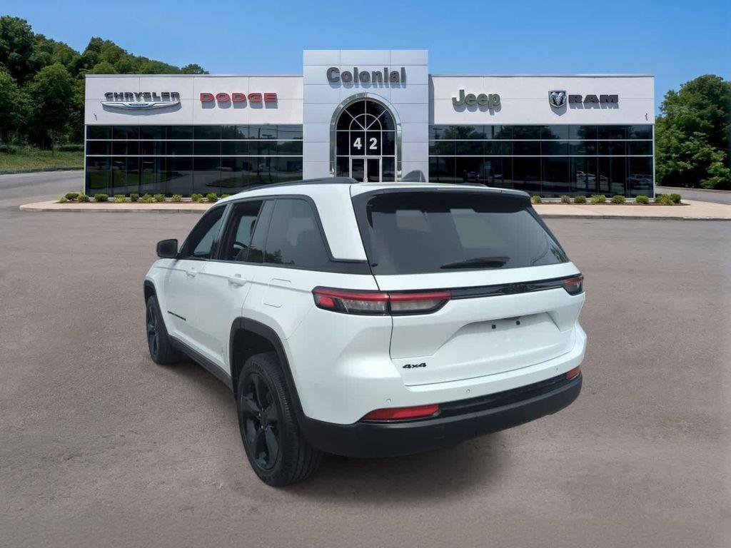 used 2023 Jeep Grand Cherokee car, priced at $29,499