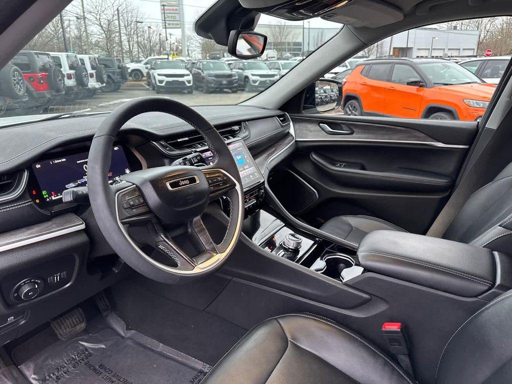 used 2023 Jeep Grand Cherokee car, priced at $30,400