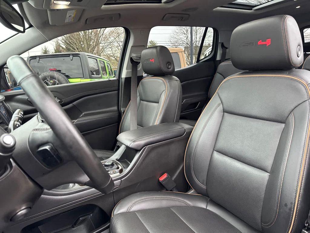 used 2023 GMC Acadia car, priced at $32,900