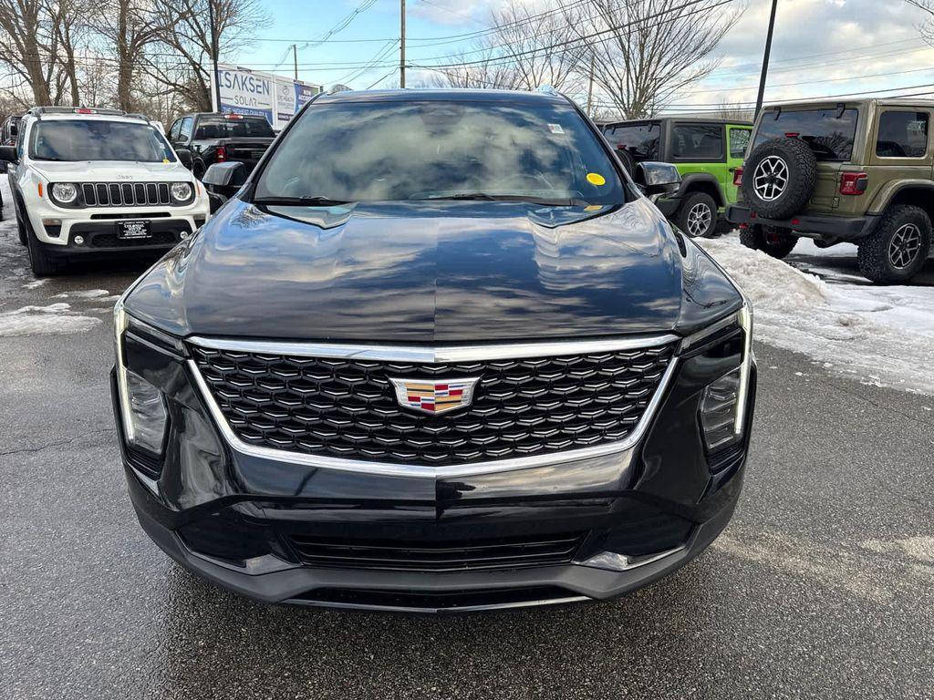 used 2024 Cadillac XT4 car, priced at $29,982