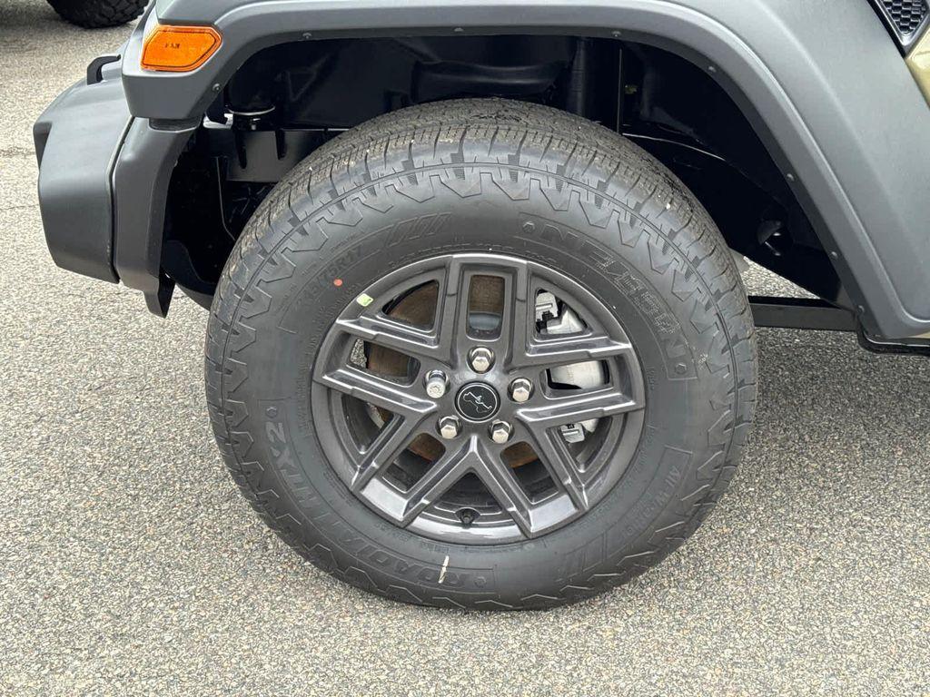 new 2026 Jeep Wrangler car, priced at $42,978