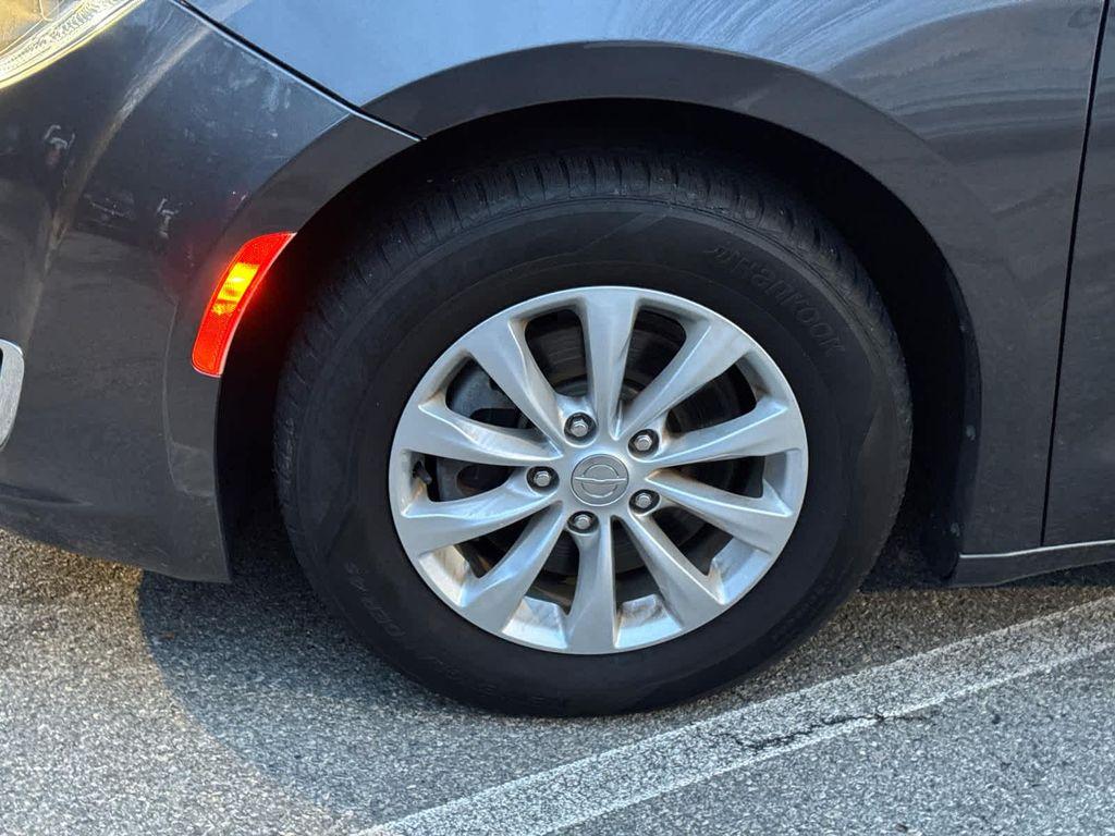 used 2019 Chrysler Pacifica car, priced at $20,998