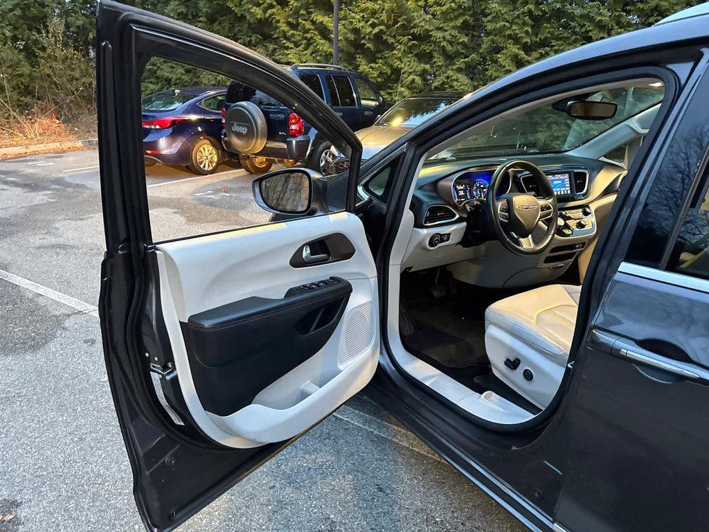 used 2019 Chrysler Pacifica car, priced at $20,998