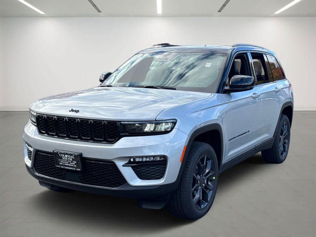 new 2025 Jeep Grand Cherokee car, priced at $51,079