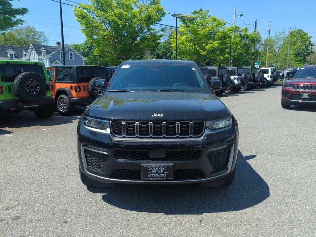 new 2026 Jeep Grand Cherokee car, priced at $43,087
