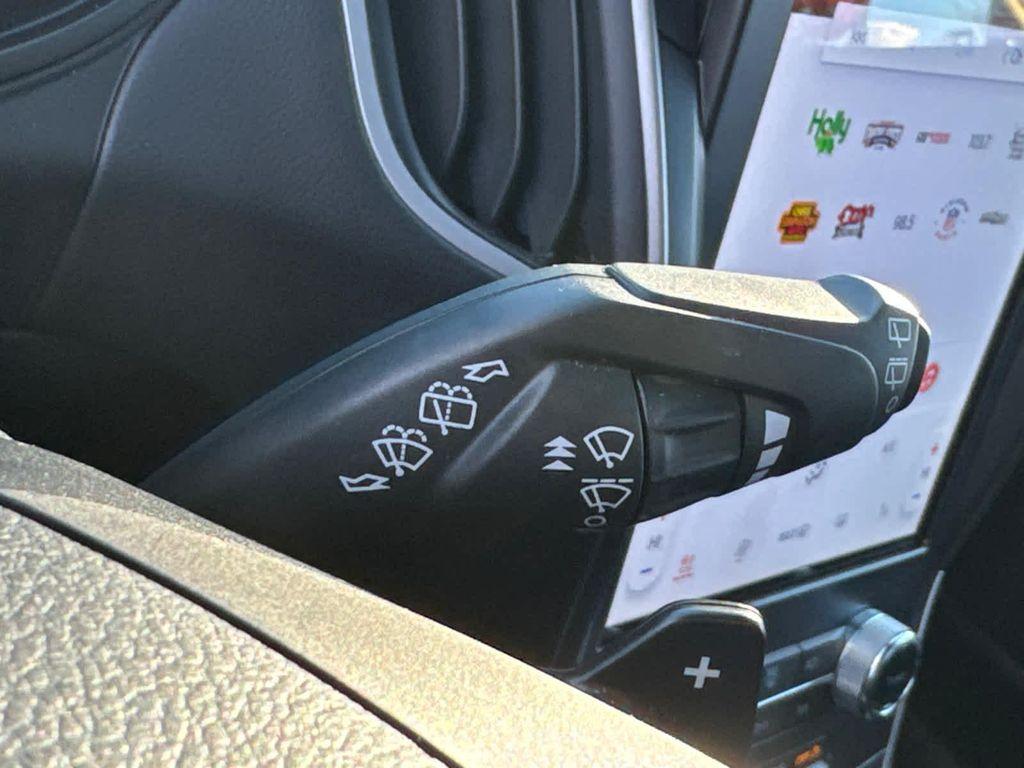 used 2024 Ford Edge car, priced at $29,800