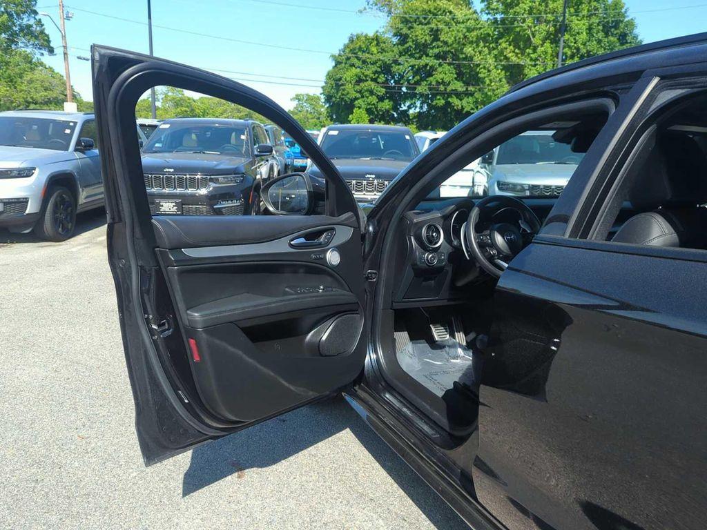 used 2024 Alfa Romeo Stelvio car, priced at $33,499