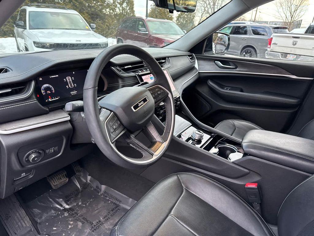 used 2023 Jeep Grand Cherokee car, priced at $29,800