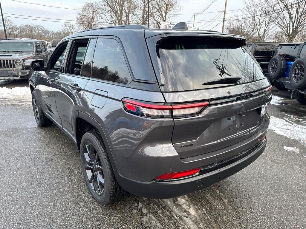 new 2025 Jeep Grand Cherokee car, priced at $48,867