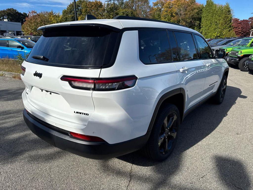 new 2025 Jeep Grand Cherokee L car, priced at $47,232