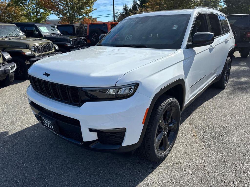 new 2025 Jeep Grand Cherokee L car, priced at $47,232