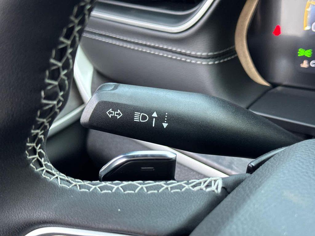 new 2025 Jeep Grand Cherokee car, priced at $48,890