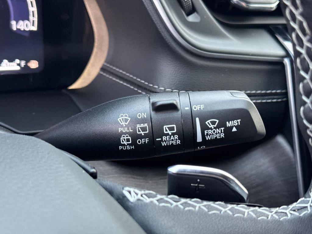 new 2025 Jeep Grand Cherokee car, priced at $48,890