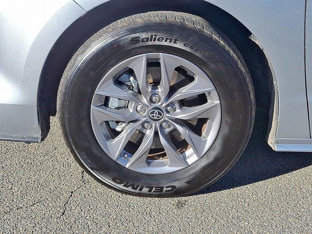 used 2024 Toyota Sienna car, priced at $37,992