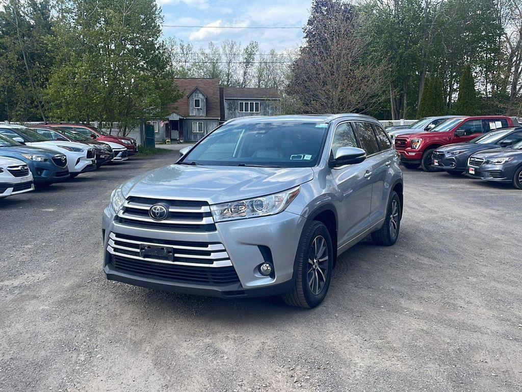 used 2018 Toyota Highlander car, priced at $21,290
