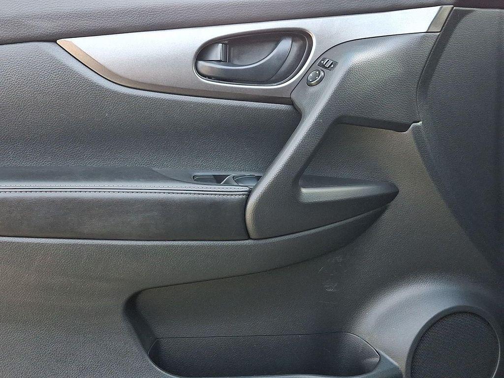 used 2019 Nissan Rogue Sport car, priced at $10,291