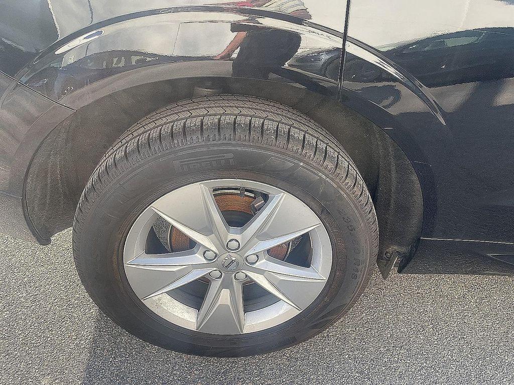 used 2022 Volvo XC60 car, priced at $22,490