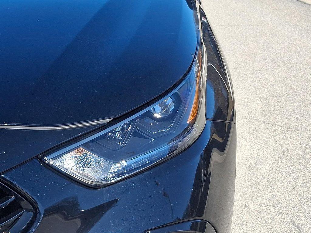 used 2024 Toyota Highlander car, priced at $42,291