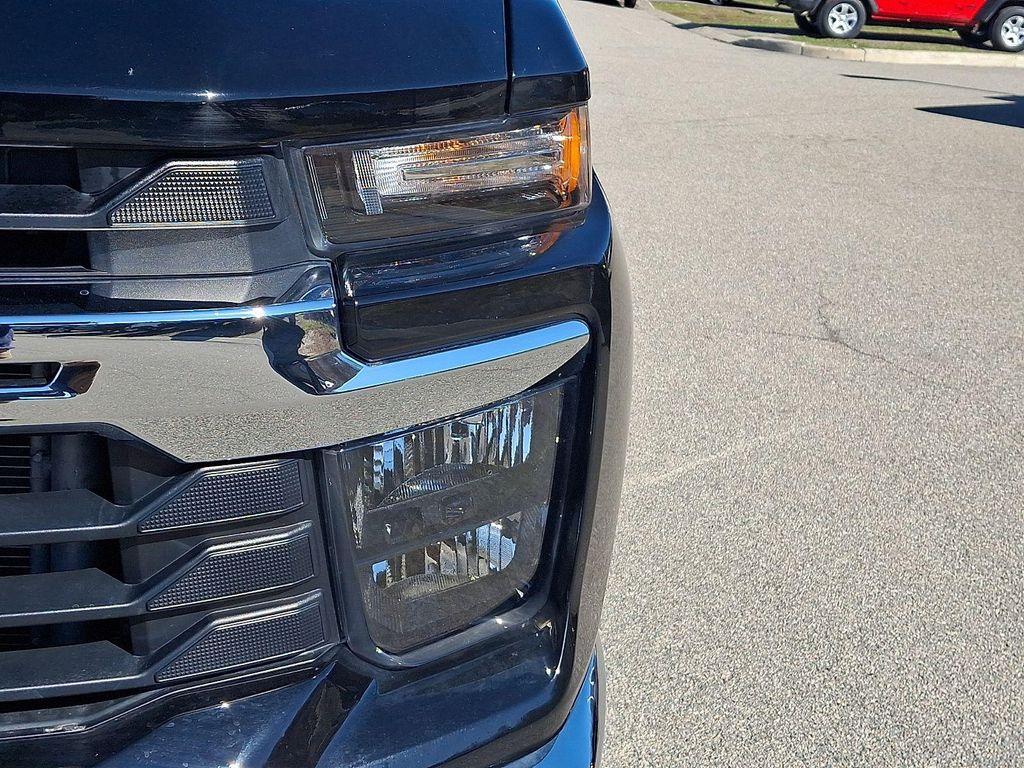 used 2024 Chevrolet Silverado 2500 car, priced at $49,991