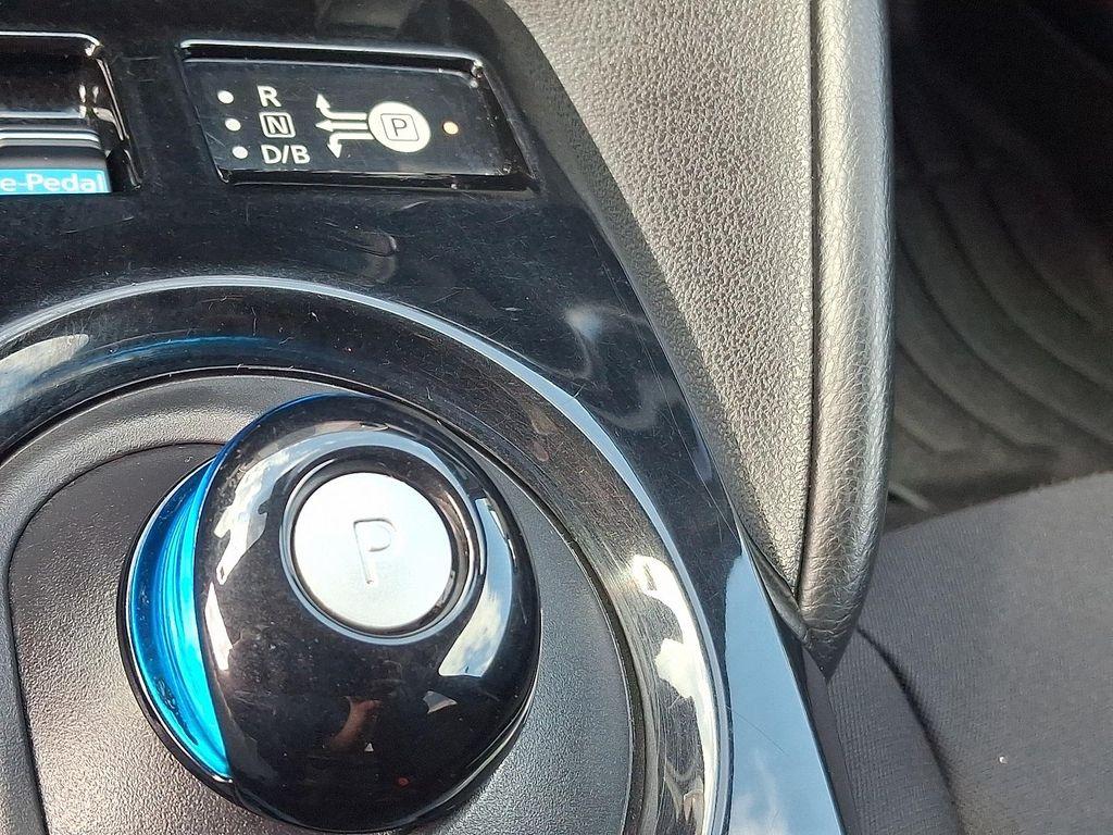 used 2022 Nissan Leaf car, priced at $10,990