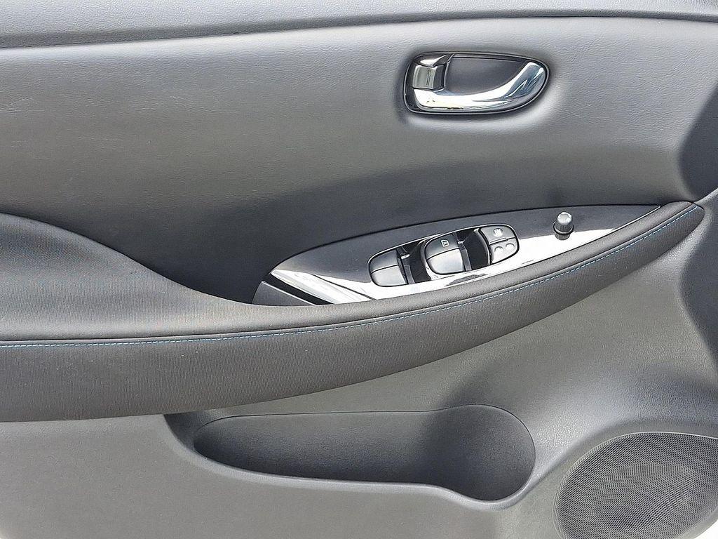 used 2022 Nissan Leaf car, priced at $10,990