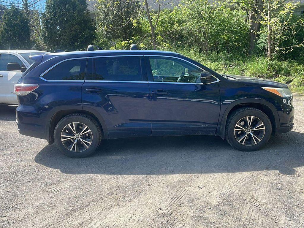 used 2016 Toyota Highlander car, priced at $16,590