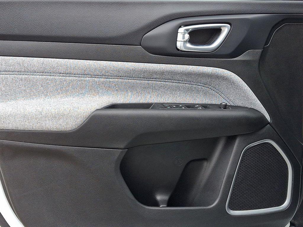 used 2023 Jeep Compass car, priced at $23,990