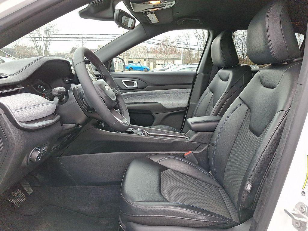 used 2023 Jeep Compass car, priced at $23,990