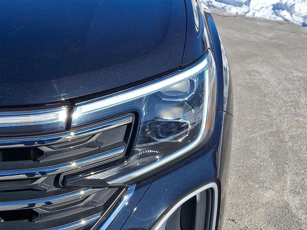 used 2024 Volkswagen Atlas car, priced at $28,493