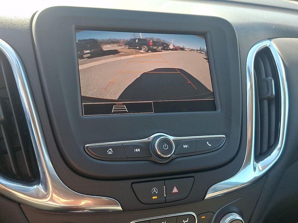 used 2023 Chevrolet Equinox car, priced at $21,490