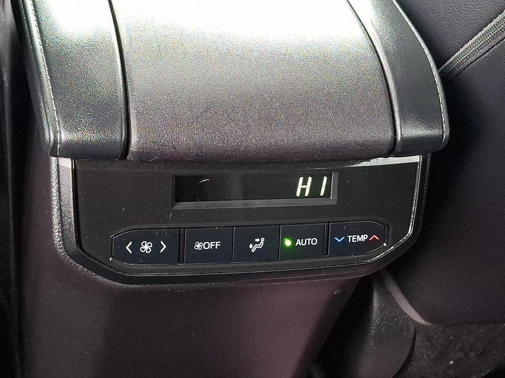 used 2023 Toyota Highlander car, priced at $40,490