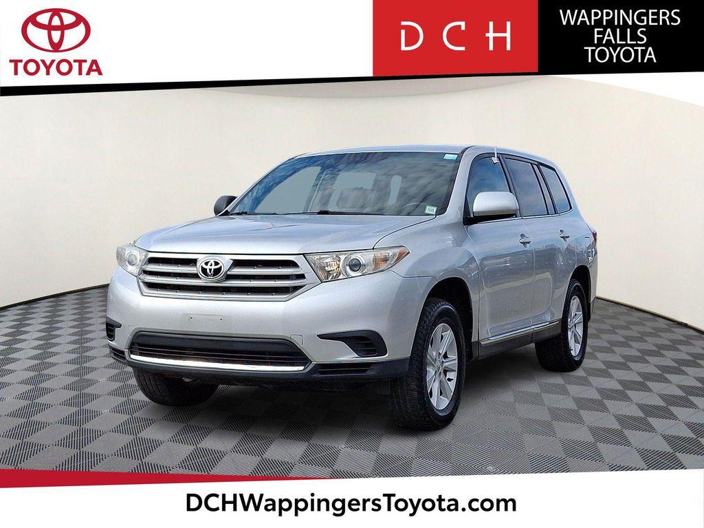 used 2013 Toyota Highlander car, priced at $13,990