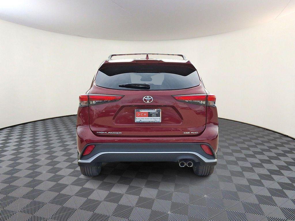 used 2023 Toyota Highlander car, priced at $37,490