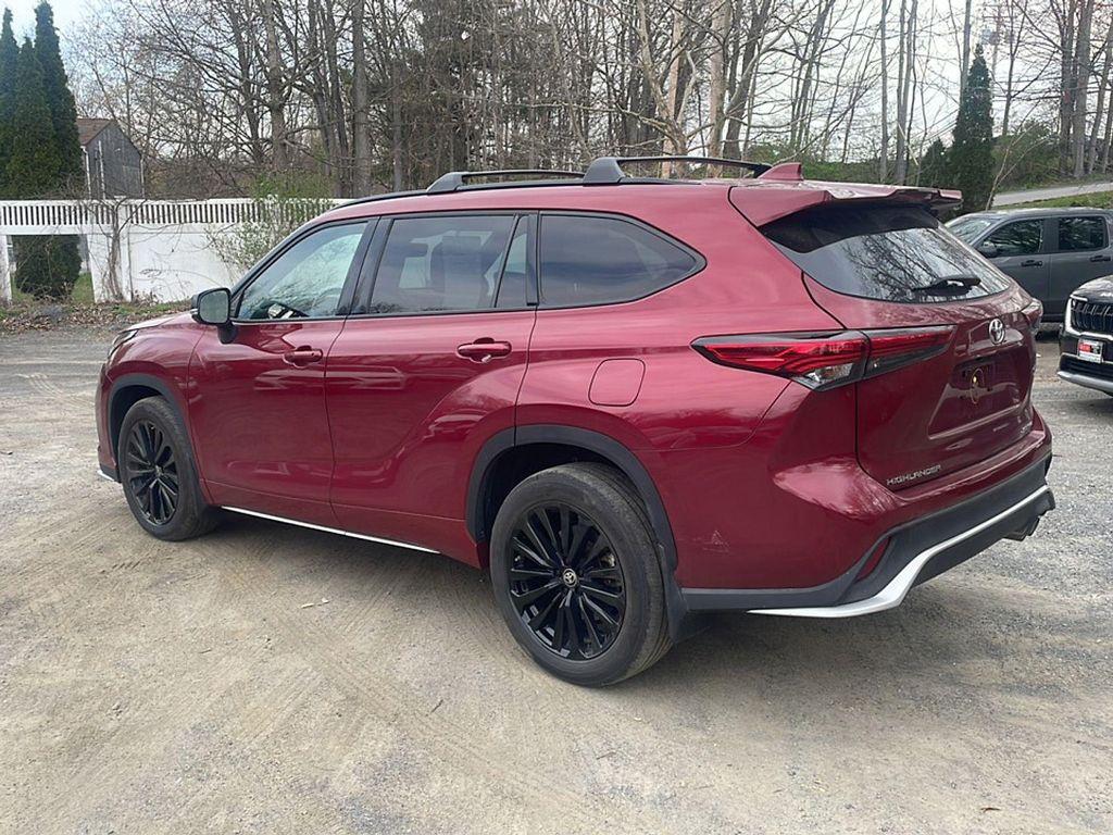 used 2023 Toyota Highlander car, priced at $35,490